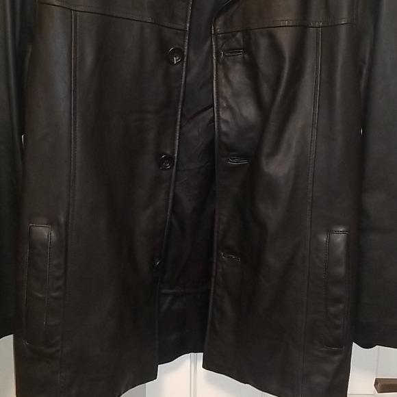 Danier Leather Jacket - Picture 4 of 17